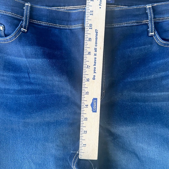 Bandolino Selene women’s plus jean capri size 18 - Picture 3 of 8